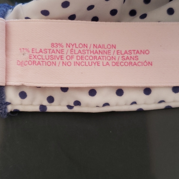 VS PINK Push-Up Bra - Picture 6 of 7